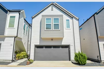 310 Cyclamen Street, Houston, TX 77018 - Photo 1