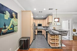 404 W Saulnier St, Houston, TX 77019 - Photo 15