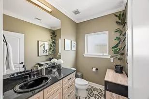 404 W Saulnier St, Houston, TX 77019 - Photo 21