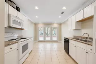 1725 Harvey Mitchell Pkwy S, College Station, TX 77840 - Photo 27