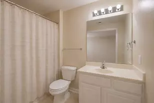 1725 Harvey Mitchell Pkwy S, College Station, TX 77840 - Photo 35