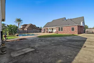 9407 St Croix Way, Baytown, TX 77523 - Photo 35