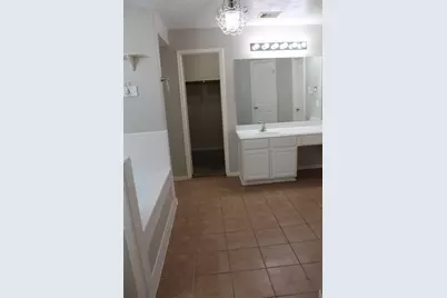 4507 Bridgestone Point Drive, Spring, TX 77388 - Photo 9