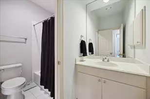 33 Milan Estates, Houston, TX 77056 - Photo 25