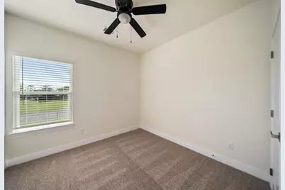 408 W Marlin Street, Willis, TX 77378 - Photo 9