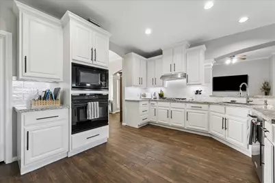 2702 Horseshoe Lane, Rosharon, TX 77583 - Photo 19