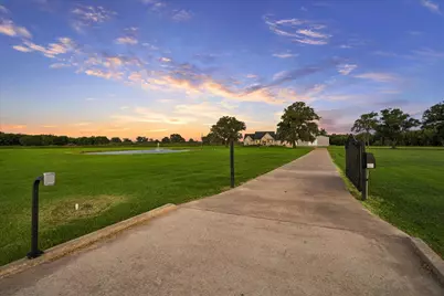 2702 Horseshoe Lane, Rosharon, TX 77583 - Photo 43