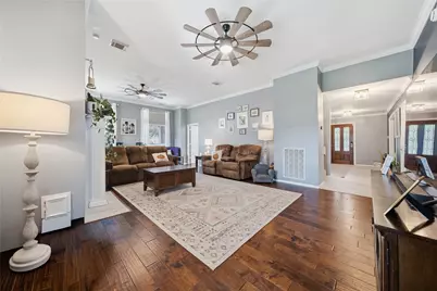 405 Regency Court, Friendswood, TX 77546 - Photo 5
