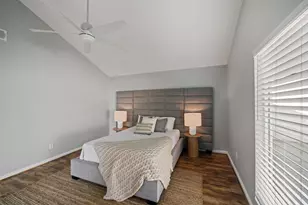 11422 Lakeside Pl Dr, Houston, TX 77077 - Photo 25