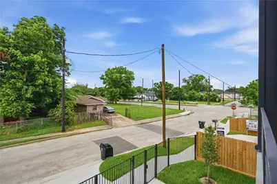 5509 Hershe Street, Houston, TX 77020 - Photo 35