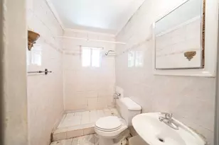 10418 Burman St, Houston, TX 77029 - Photo 7