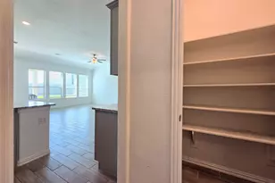 4826 Albany Ridge Ln, Rosharon, TX 77583 - Photo 11