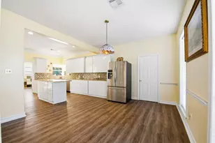 1407 Ella Cir, Houston, TX 77090 - Photo 17