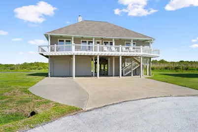 713 Sara Way, Crystal Beach, TX 77650 - Photo 49