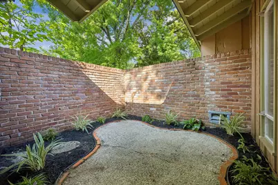 1119 Green Valley Drive, Spring Valley Village, TX 77055 - Photo 31