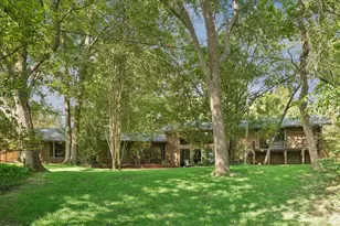 1119 Green Valley Dr, Spring Valley Village, TX 77055 - Photo 37