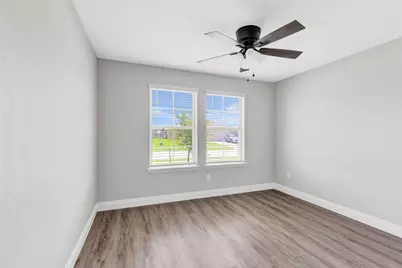 214 Kickapoo Drive, Anahuac, TX 77514 - Photo 17