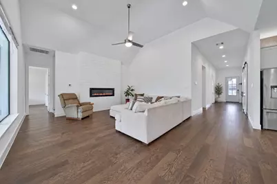 115 Oak Estates Drive, Conroe, TX 77384 - Photo 13