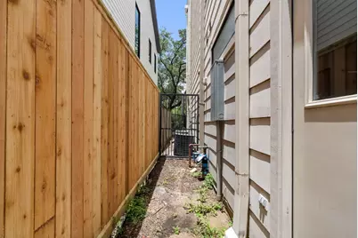 2105 Woodhead Street, Houston, TX 77019 - Photo 39