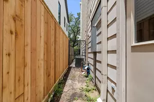 2105 Woodhead St, Houston, TX 77019 - Photo 39