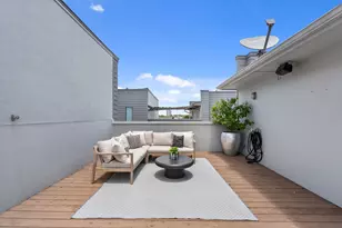 2105 Woodhead St, Houston, TX 77019 - Photo 33