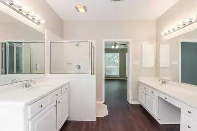 2534 Bridge Hampton Way, Sugar Land, TX 77479 - Photo 15