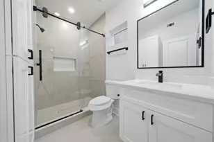 330 Janisch Rd, Houston, TX 77018 - Photo 7