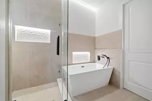 330 Janisch Rd, Houston, TX 77018 - Photo 31