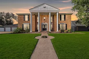 2536 22nd Ave N, Texas City, TX 77590 - Photo 1