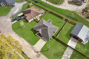 2418 Hollywood Ave, Liberty, TX 77575 - Photo 37