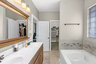 2418 Hollywood Ave, Liberty, TX 77575 - Photo 21