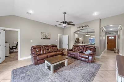 2418 Hollywood Avenue, Liberty, TX 77575 - Photo 7