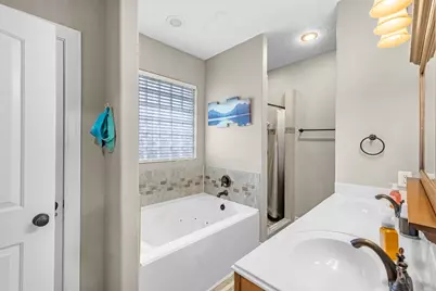 2418 Hollywood Avenue, Liberty, TX 77575 - Photo 23