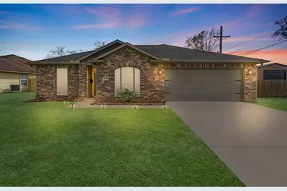 2418 Hollywood Avenue, Liberty, TX 77575 - Photo 1