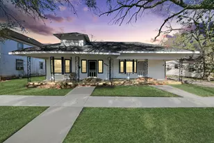 820 6th St, Rosenberg, TX 77471 - Photo 1