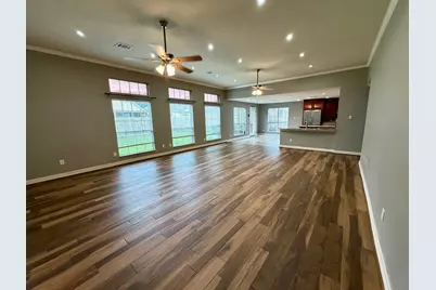 2119 Meadows Boulevard, League City, TX 77573 - Photo 9