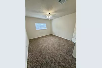 2119 Meadows Boulevard, League City, TX 77573 - Photo 23