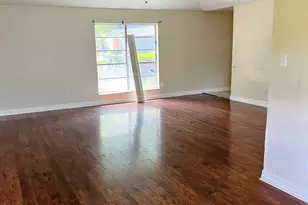 11818 Sawmill Stream Cir, Houston, TX 77067 - Photo 3