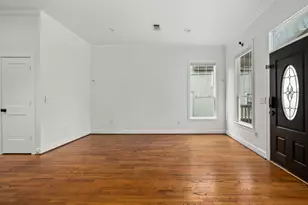 948 Ashland St, Houston, TX 77008 - Photo 5