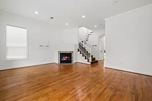 948 Ashland St, Houston, TX 77008 - Photo 9