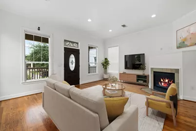 948 Ashland Street, Houston, TX 77008 - Photo 7