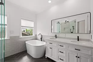 948 Ashland St, Houston, TX 77008 - Photo 27