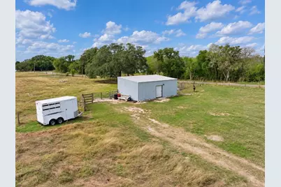 2491 E Fannin Street, Goliad, TX 77963 - Photo 19