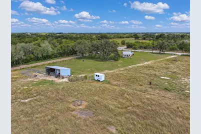 2491 E Fannin Street, Goliad, TX 77963 - Photo 23