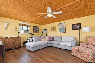 2491 E Fannin St, Goliad, TX 77963 - Photo 7
