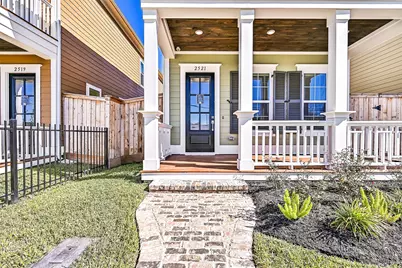 2521 S Houston Avenue, Pearland, TX 77581 - Photo 3