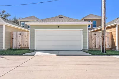 2521 S Houston Avenue, Pearland, TX 77581 - Photo 37