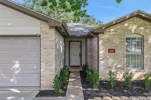219 Cape Conroe Dr, Montgomery, TX 77356 - Photo 1