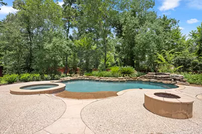 8961 Fallsbrook Court, Conroe, TX 77302 - Photo 37