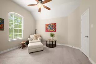 8961 Fallsbrook Ct, Conroe, TX 77302 - Photo 29